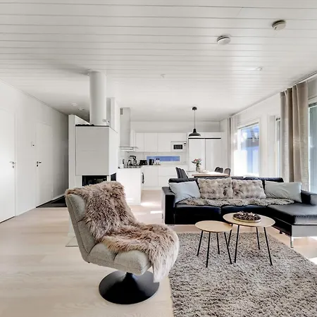 Villa Nordic Style - 100m2 Quality Near Santa Claus Village, 3bdr, Wi-fi, Parking, Sauna