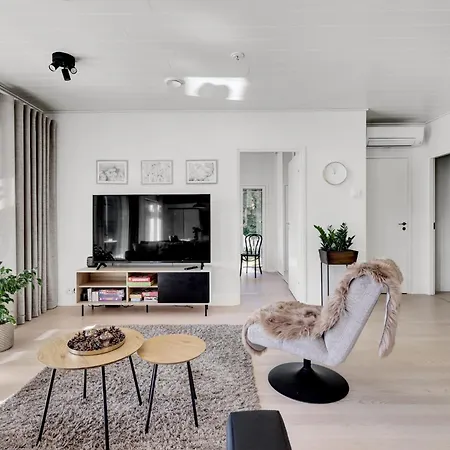 Villa Nordic Style - 100m2 Quality Near Santa Claus Village, 3bdr, Wi-fi, Parking, Sauna *