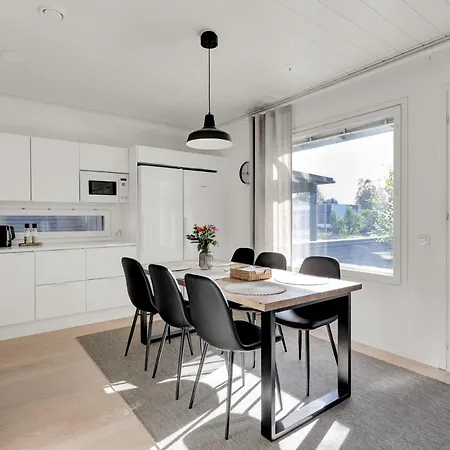 Villa Nordic Style - 100m2 Quality Near Santa Claus Village, 3bdr, Wi-fi, Parking, Sauna