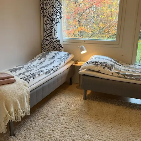 Nordic Style - 100m2 Quality Near Santa Claus Village, 3bdr, Wi-fi, Parking, Sauna Villa Rovaniemi
