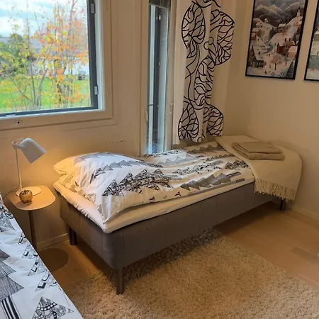 Nordic Style - 100m2 Quality Near Santa Claus Village, 3bdr, Wi-fi, Parking, Sauna