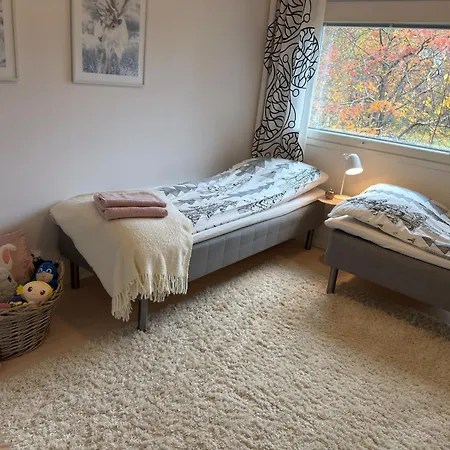 Villa Nordic Style - 100m2 Quality Near Santa Claus Village, 3bdr, Wi-fi, Parking, Sauna Rovaniemi