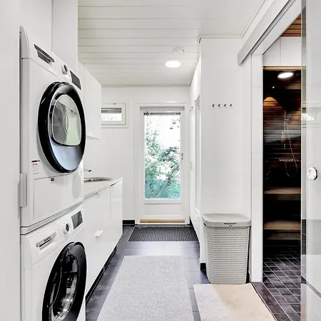 Nordic Style - 100m2 Quality Near Santa Claus Village, 3bdr, Wi-fi, Parking, Sauna Villa *