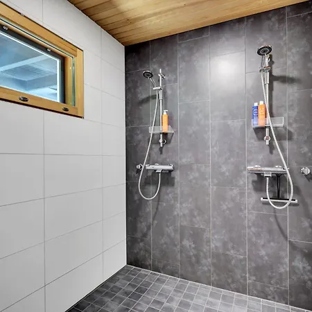 Villa Nordic Style - 100m2 Quality Near Santa Claus Village, 3bdr, Wi-fi, Parking, Sauna Rovaniemi