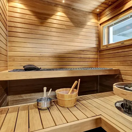 Nordic Style - 100m2 Quality Near Santa Claus Village, 3bdr, Wi-fi, Parking, Sauna Villa