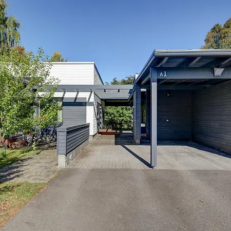 Nordic Style - 100m2 Quality Near Santa Claus Village, 3bdr, Wi-fi, Parking, Sauna * Rovaniemi