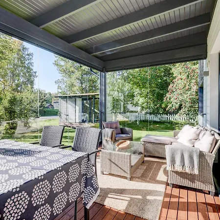 Nordic Style - 100m2 Quality Near Santa Claus Village, 3bdr, Wi-fi, Parking, Sauna Villa